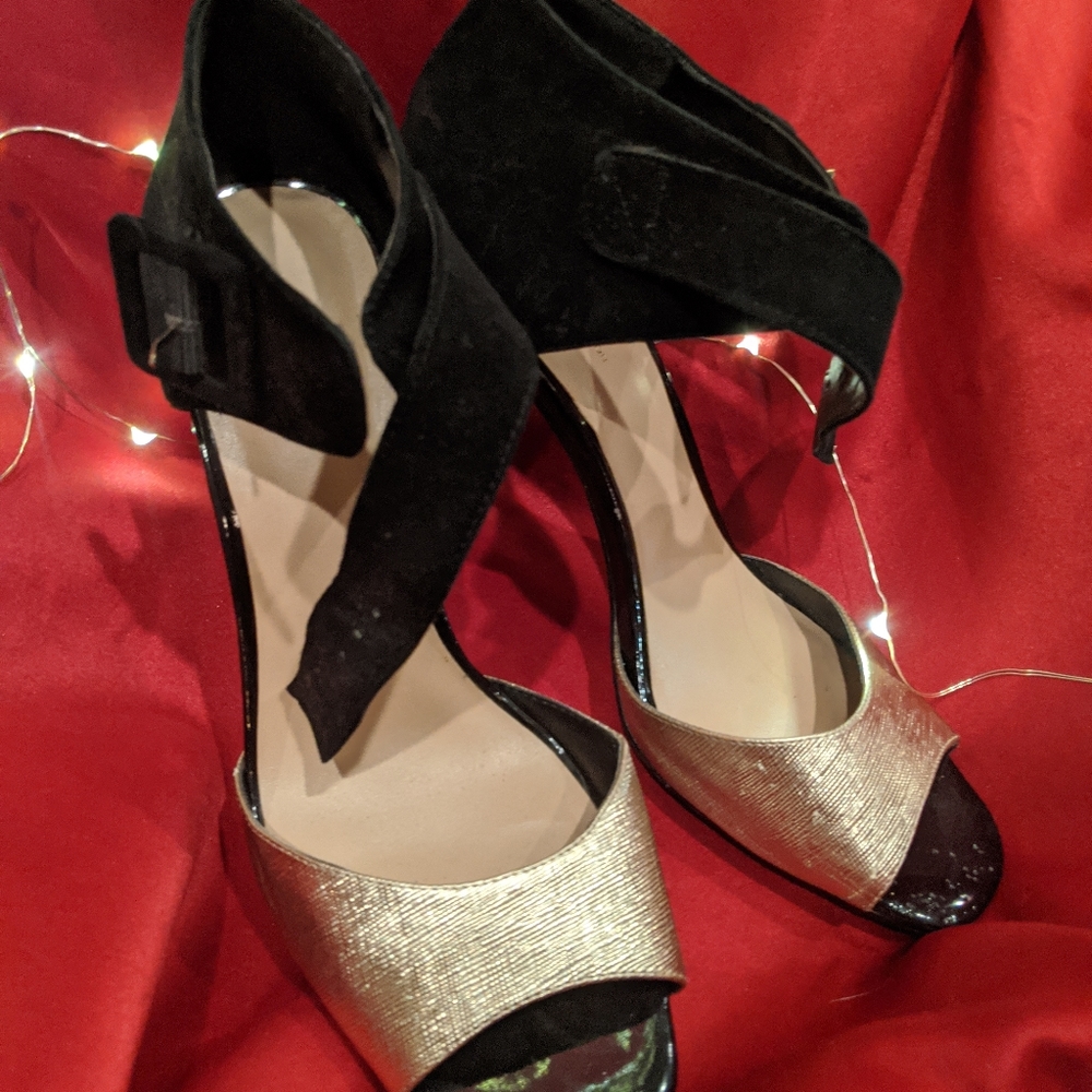BCBG suede heels with gold detail